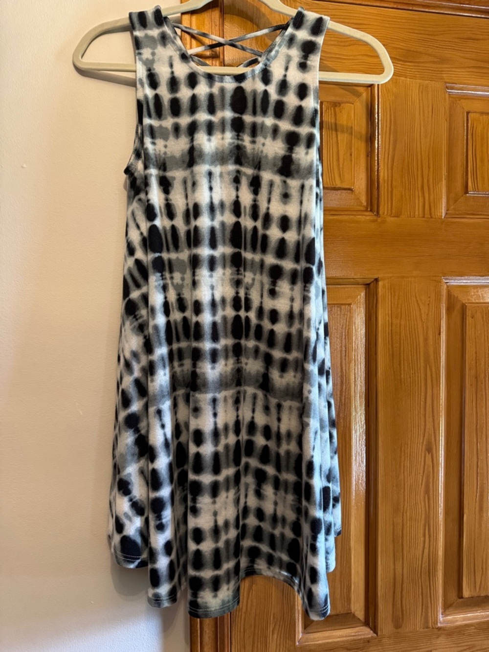Alya Sleeveless Black & White Tie-Dye Swing Dress XS